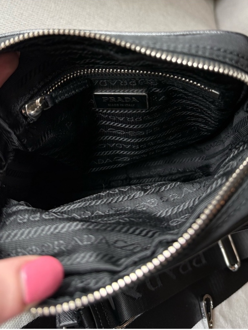 Prada Tessuto Black Crossbody Messenger Bag + Leather Shoulder Strap & Pouch - Picture 11 of 11